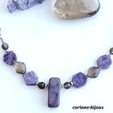 Collier en pierre de charoite et quartz fumé argent rhodié