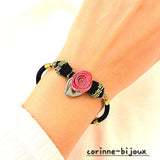 bracelet fleur rose rouge satinée. Bracelet élégant