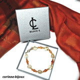 bracelet qui peut être offert pour un anniversaire ou pour les fêtes. Sa boite en carton en fait un joli emballage.