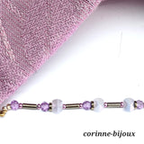 joli bracelet fin et élégant avec sa partie centrale en strass. Un contour fin en perles de verre et de cristal rose. Fermoir en acier doré inoxydable. Bracelet fait main et unique. Bracelet crée à Beynes dans les Yvelines.